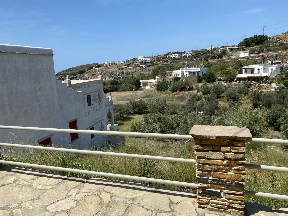 Amnia Apartment Agios Romanos Bagian luar foto